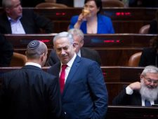 Israël: Netanyahu maakt zich op voor politieke comeback