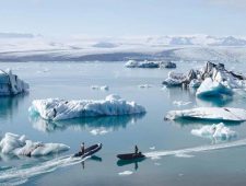 Groenland zoekt autonomie met verkoop gebottled smeltwater