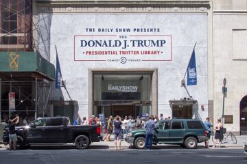 800px Donald J. Trump Presidential Twitter Library 81270