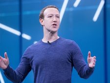 Hoe Facebook zich ondanks plechtige beloften nog altijd leent voor politici die het publiek willen misleiden