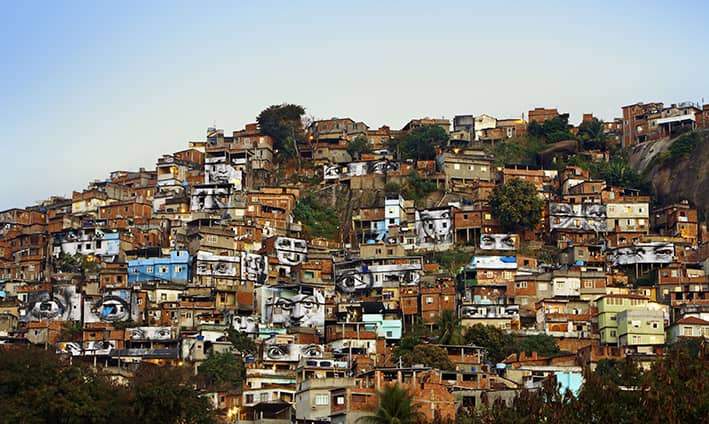 28 Millim¿tres Women Are Heroes Action dans la Favela Morro da Providencia Favela de Jour Rio de Janeiro 2008