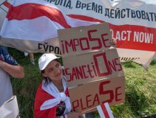 EU-sancties tegen Belarus | Zweedse regering valt over huurplafond