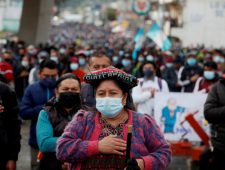Guatemalteken eisen aftreden president | Bouwverbod door gebrek aan water