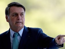Braziliaans kiestribunaal start onderzoek naar Bolsonaro | 6,5 miljard verlies voor Activision