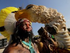 Inheemse Brazilianen eisen hun rechten op | Oproep om luchthaven Kaboel te verlaten