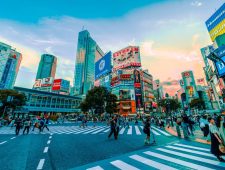 Steeds meer Japanse bedrijven verkopen hun vastgoed