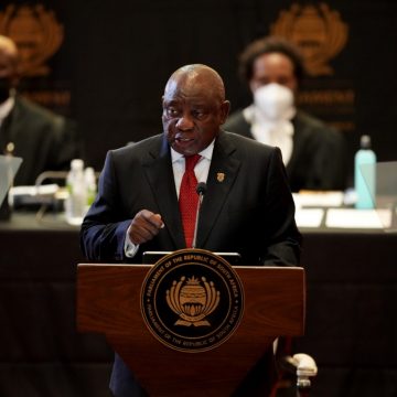 Trump sluit Zuid-Afrika uit van de volgende G20-top in Miami