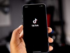 TikTok Japan betaalde influencers voor sluikreclame op Twitter