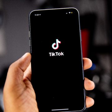 TikTok: hoe het Westen zich tegen de favoriete app van generatie Z heeft gekeerd
