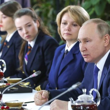 Poetin: ‘NAVO realiseert zich niet welke gevolgen haar steun aan Oekraïne kan hebben’
