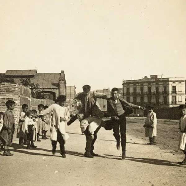 adolf mas los ojos de barcelona