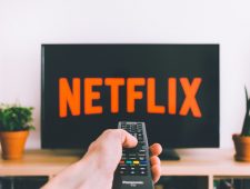 Netflix verliest abonnees en crasht op aandelenmarkt