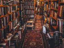 Spaans dorp bestrijdt ontvolking met boekwinkels
