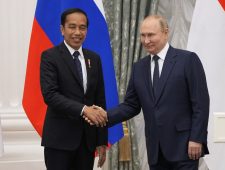 Indonesische president Widodo: ‘Poetin is bereid zeeroute voor tarwe te openen’