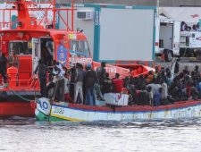 Geronseld bij de kapper: zo worden migranten gesmokkeld naar de Canarische Eilanden 