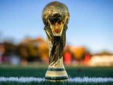 Voormalig FIFA-president noemt WK in Qatar een vergissing