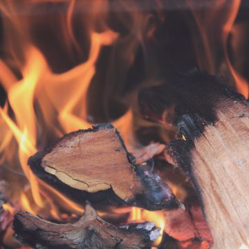 Het stoken van hout is een brandende kwestie
