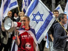Israëlisch parlement neemt controversiële wet aan