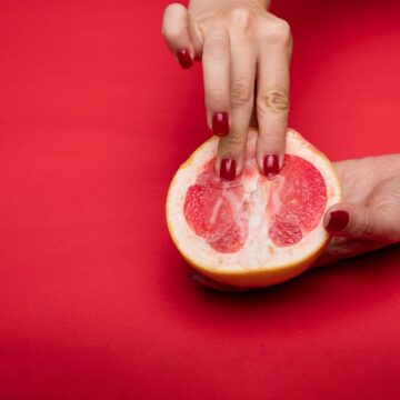 Hoe we de orgasmekloof kunnen dichten. ‘Stel seks en penetratie niet gelijk’