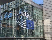 Qatargate: Europees Parlement herziet lobbyregels voor ex-leden
