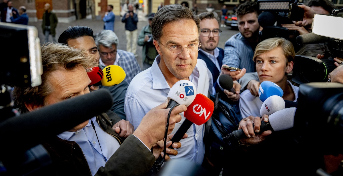 ‘Het werd tijd.’ De buitenlandse pers over de val van het en het vertrek van Rutte 360 ‘Het werd tijd.’ De buitenlandse pers over de val van het en het vertrek van Rutte 360