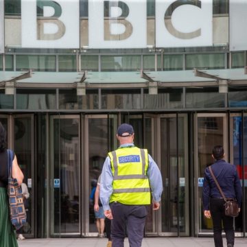 Onrust bij de BBC én bij The Sun om misbruikaantijgingen