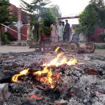 Pakistan: kerken in brand gestoken na beschuldiging van godslastering
