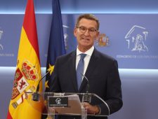 Spaanse koning wil dat conservatief Alberto Nuñez Feijóo regering vormt