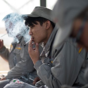 China rookt massaal – en dat wil de regering graag zo houden