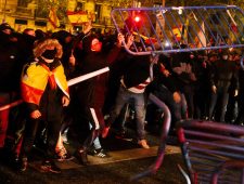Spanje: protest tegen amnestie voor Catalaanse separatisten loopt uit op rellen