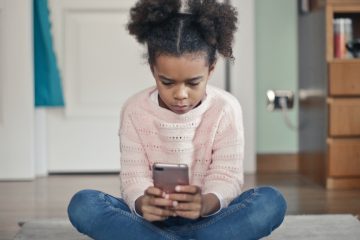 bruce mars zeCdye9bUmI unsplash 1