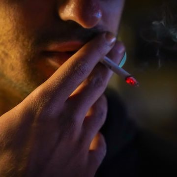 Daling in wereldwijd aantal rokers, meldt de WHO