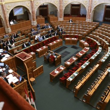 Regeringspartij Hongarije blokkeert NAVO-stemming over Zweden