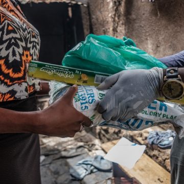 Oeganda: voormalig sekswerker helpt vrouwen met hiv in sloppenwijk van Kampala