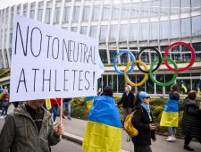 Atleten uit Rusland en Belarus uitgesloten van opening Olympische Spelen