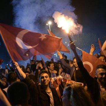 Grote nederlaag partij Erdogan bij lokale verkiezingen in Turkije