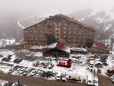 Turkije: 76 vakantiegangers omgekomen bij brand in een hotel