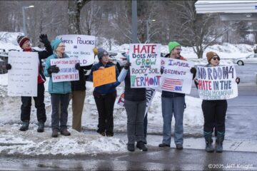 JD Vance Vermont Protesten