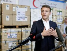 Frankrijk: Macron wil vrijwillige militaire dienst invoeren