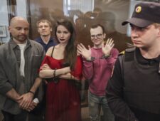 Rusland veroordeelt vier journalisten die banden zouden hebben met Navalny