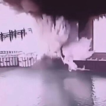 Oekraïne beweert onderzeese aanval op Krimbrug te hebben uitgevoerd