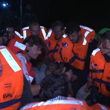 Gaza: Israël zet opvarenden <em>Madleen</em> op het vliegtuig naar huis