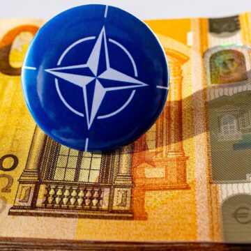 NAVO-landen komen overeen defensie-uitgaven te verhogen naar 5 procent van bbp