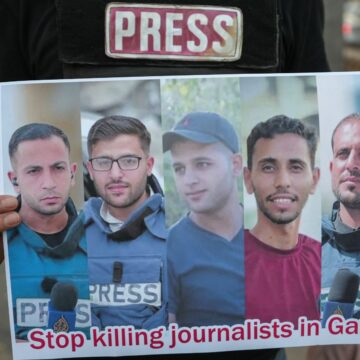 Gaza: moord op journalisten van <em>Al-Jazeera</em> lokt wereldwijde verontwaardiging uit