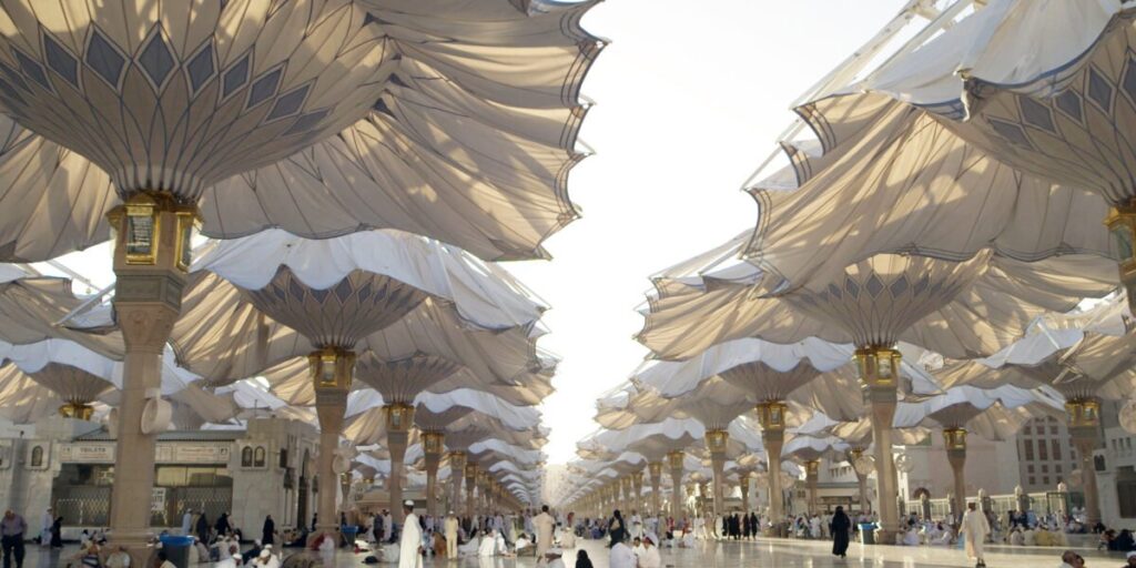 AG Bauhaus compressed