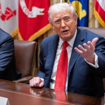 VS: twee federale rechters fluiten president Trump terug