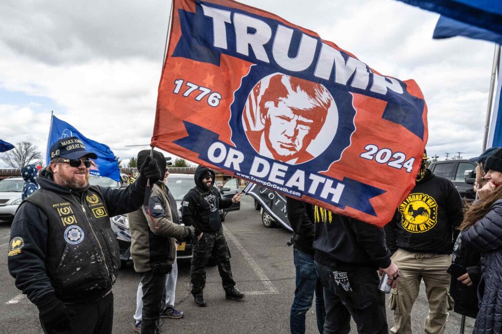 OV Trump Vlag compressed