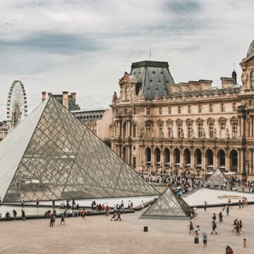 Overval Louvre: politie arresteert vier nieuwe verdachten