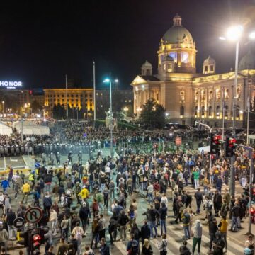 Servië: tienduizenden studenten demonstreren jaar na ongeval in Novi Sad