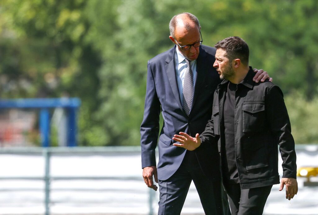 DO Duitsland Merz compressed